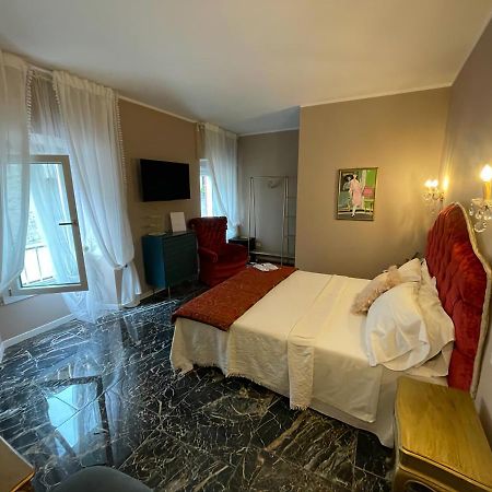 Prestige Suite Via Romagnoli 西尔米奥奈 外观 照片