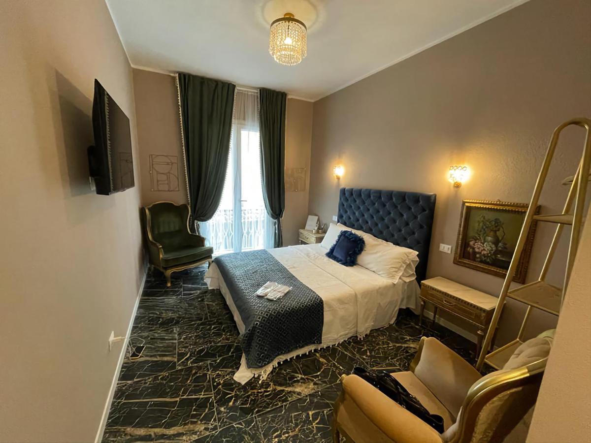 Prestige Suite Via Romagnoli 西尔米奥奈 外观 照片