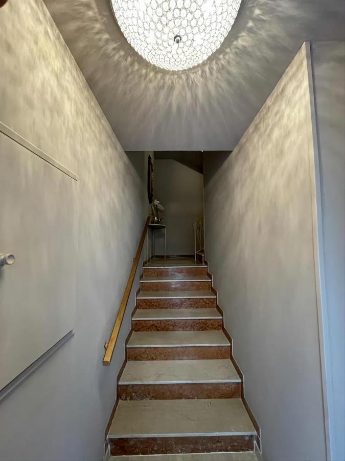 Prestige Suite Via Romagnoli 西尔米奥奈 外观 照片